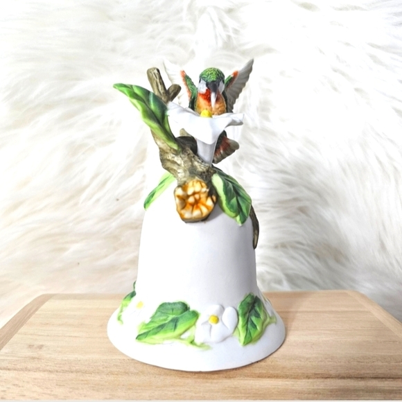 Collectible Green Hummingbird White Flower Nature Garden Porcelain Bell Figurine - Picture 4 of 9